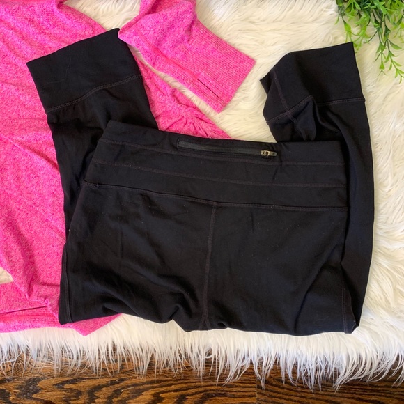 ❗️Sᴏʟᴅ❗️{Athleta} Capri Style Yoga Running Pants - Picture 6 of 8